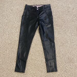 Faux leather legging pants